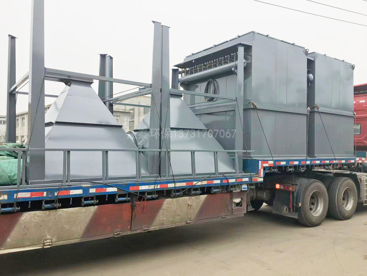 山西陽(yáng)泉空心磚廠煤矸石破碎機(jī)配套除塵器發(fā)貨 山西陽(yáng)泉空心磚廠煤矸石破碎機(jī)配套除塵器發(fā)貨